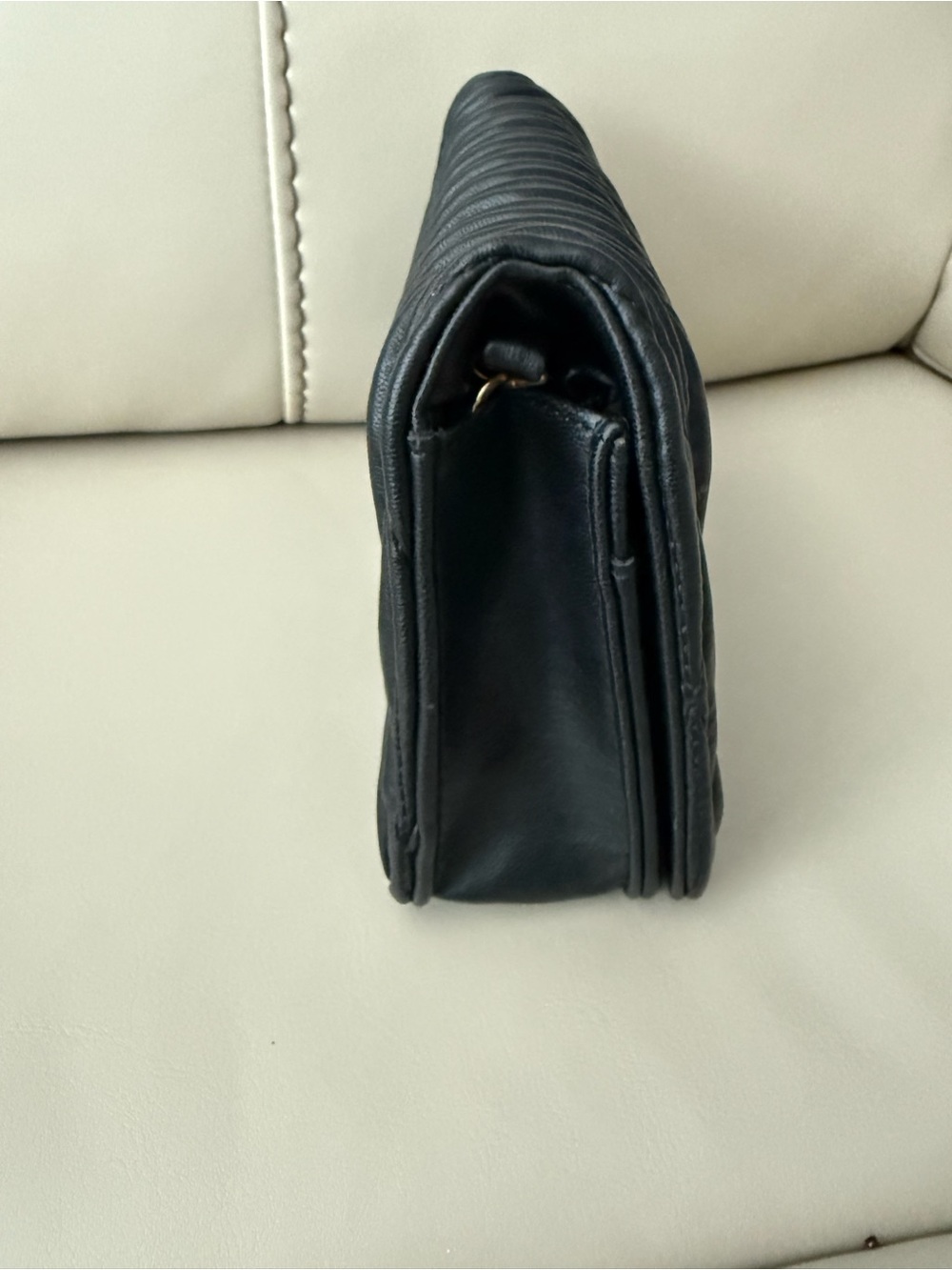 Valentino Orlandi
Black Wavy Quilted Crossbody 
Bag Purse NWOT - Picture 3 of 10